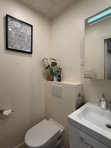 Petit studio plein de charme proche Marais