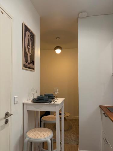 Petit studio plein de charme proche Marais