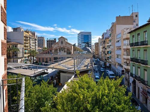 Historic apartment by Mercado Central by NRAS