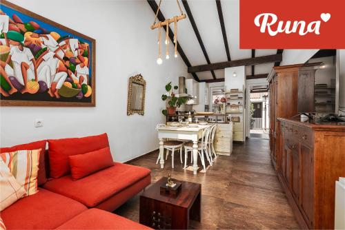 Runa - Cozy Little House Near the Beach