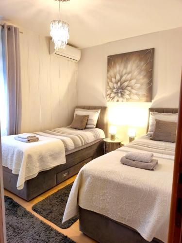 Apartman ARINA I Luxury Family Apartment near Jarun l Free Parking