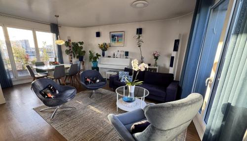 Penthouse vue sur canal et 2 pièces