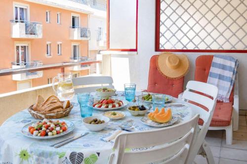 SR440-025 Appt 2 pièces 4 personnes SAINT RAPHAEL