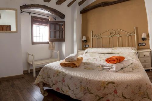 Postel nebo postele na pokoji v ubytování Casa Rural Zambra