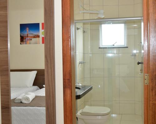 A bathroom at Hotel Brasil