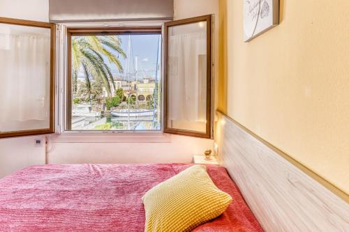 Apartments Salins 5
