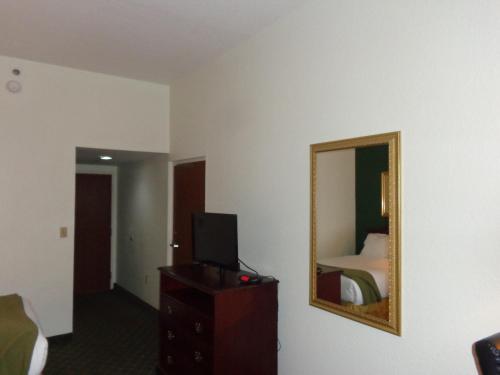 ラスキンにあるRuskin Inn Tampa-Sun City Centerのギャラリーの写真