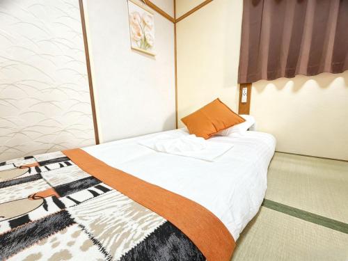 岸里玉出站两层家庭房 十分钟地铁站心斋桥难波通天阁动漫街 可住5人 和兴