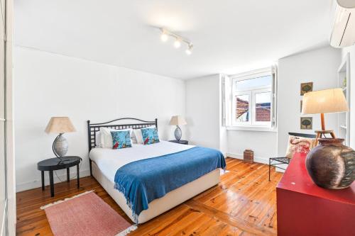 Stylish Lisbon Apartment in Alfama w/ Heating