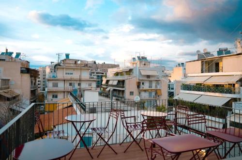 Noemia Athens , Near Acropolis & Metro with Rooftop