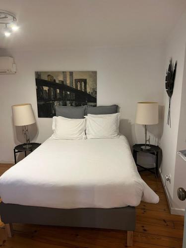 Beautiful Studio in Historic Alfama with AC