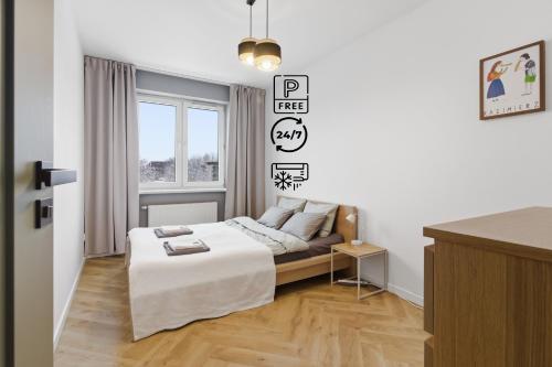 Modern 2-Room Apartment Near Tauron Arena & EXPO, AC, FREE Parking