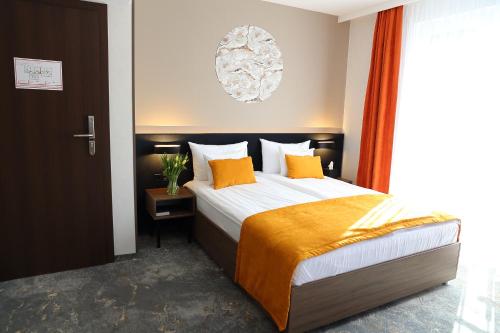 Hotel Crystal — Photo of the whole room