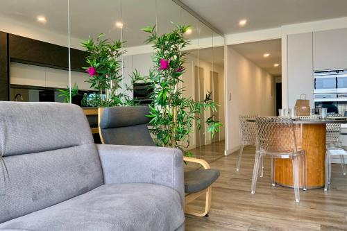 LES PIEDS DANS L'EAU - Appartement moderne à 50 m plage Le Grau-du-Roi