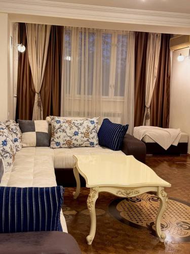 Posezení v ubytování Yerevan Apartment