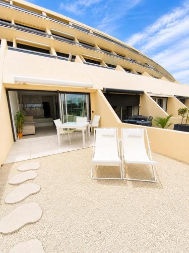 Naturiste Cap d'Agde Héliopolis AB 30