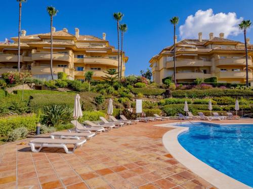 Cubo's Luxury Golf Apartment Marbella & Parking