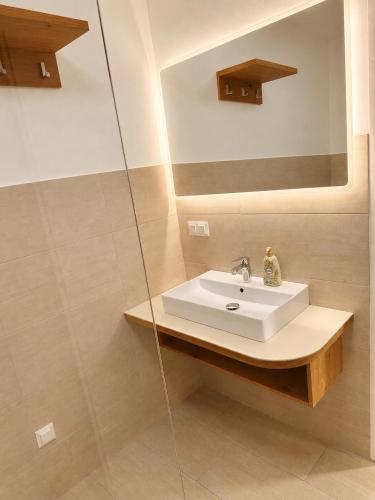 Vonios kambarys apgyvendinimo įstaigoje Hotel Lercher