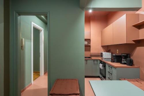 Stylish Apartment in Athens next to Panathenaic Stadium