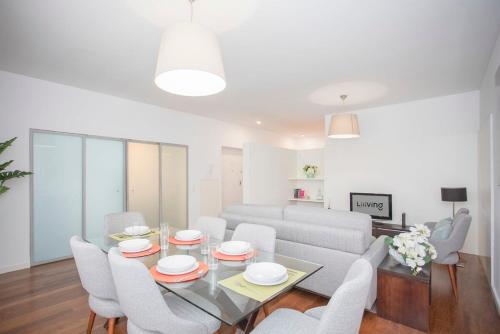 Liiiving in Porto - Light Trendy Apartment