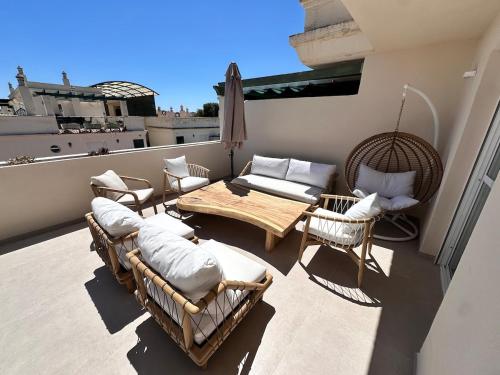 Luxurious 3-bedroom apartment in Lorcrimar IV