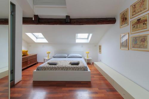Xenia Milano - 2 rooms apt in Corso Como 11