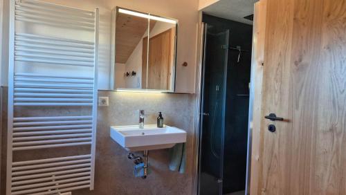 Bany a Ferienwohnung Riedbachgarten