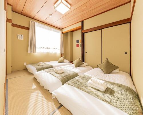 京急雑色駅まで徒歩1分 静かな住宅街 大型商店街のすぐそば 羽田空港まで直通14分