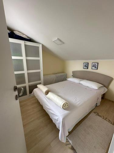 Apartments with parking space Seline, Paklenica - 24806