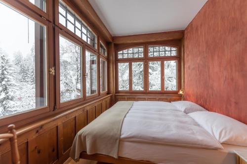 Stilvolle 3-Zimmer Wohnung in Jugendstilvilla