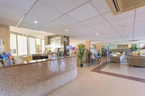 a lobby of a hospital with a waiting room at BLUESEA Veril Playa in Playa del Ingles