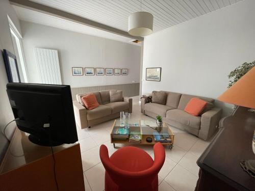 L'Eucalyptus, charmante maison familiale, Arago