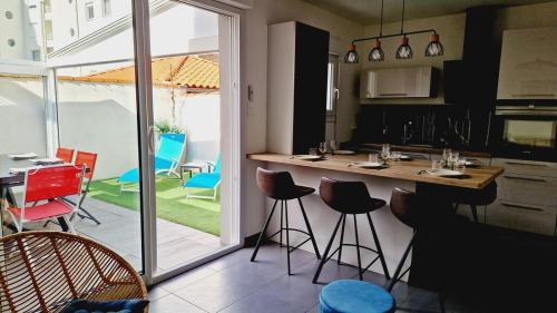 Le Lounge, maison avec terrasse proche plage