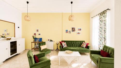 Lilian's House