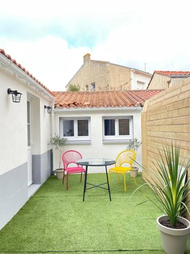 - Le Bac à Sables - Studio au cœur d'Arago