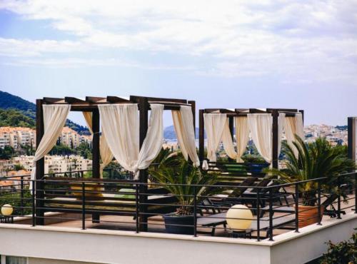 Residence top location apt. 1 Marghareta with sea view