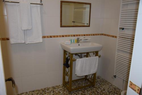Bilik mandi di AlmaPort