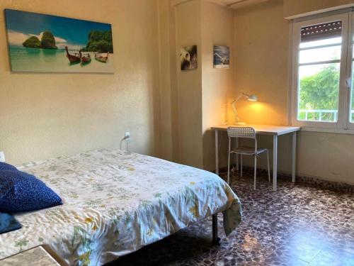 Mediterráneo Rooms Shared Flat 7min Beach Las Arenas rent more 10 days