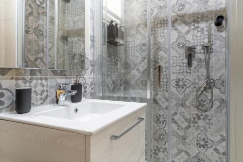 Spiga Modern Suite by Ricasoli Stays