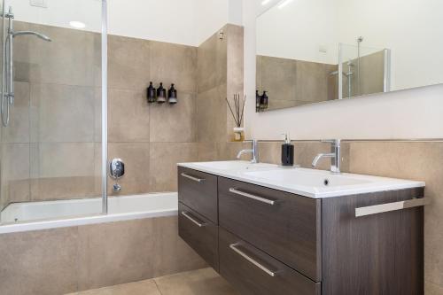 Spiga Duplex Suites by Ricasoli Stays photo 4