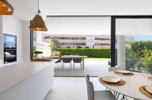 Exclusive Apartment with Garden in Higueron