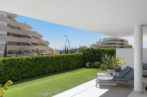 Exclusive Apartment with Garden in Higueron