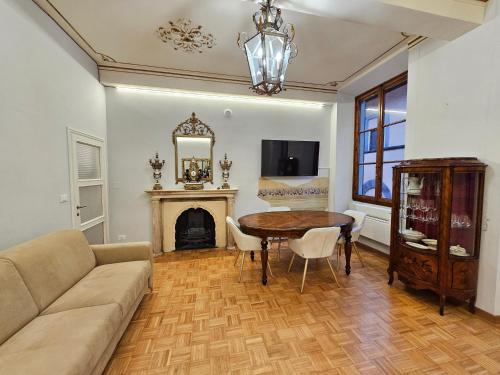 Fiesolana Luxury Home
