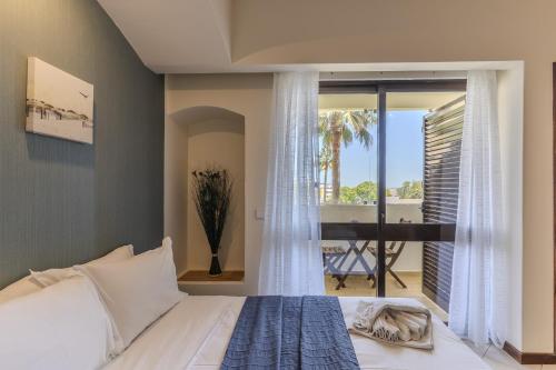 #342 Cozy Studio in Belavista Pool & Central