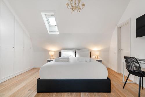 Duomo View Penthouse by Ricasoli Stays photo 3