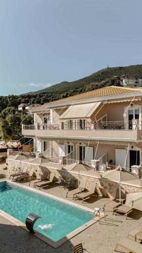 Breeze Hotel