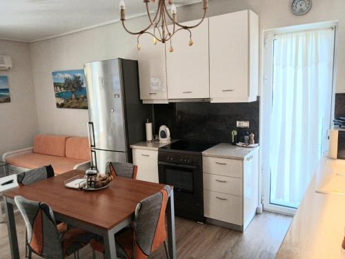 Downtown Loutraki Apartment