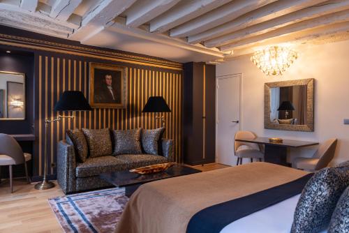 Luxury Apartment Paris Louvre