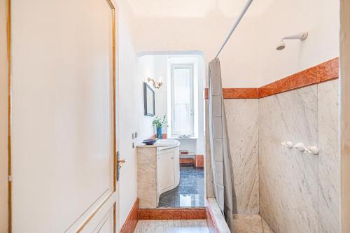 Luxury Lucrezio Apartment