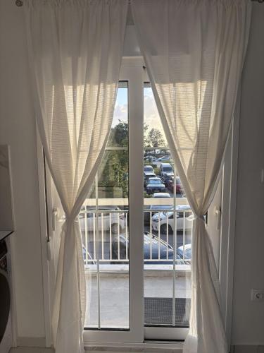 Ellenas Sea Side Luxury Seafront Stay